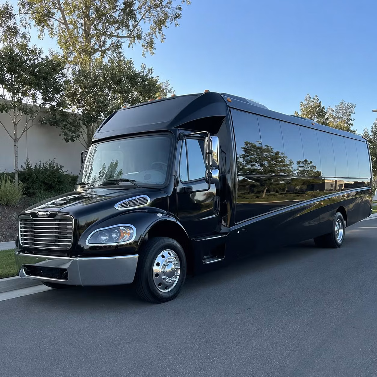 28 passenger minibus